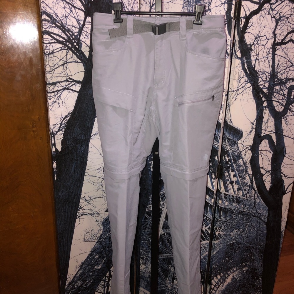 The North Face Men's Light Gray Cargo Pants